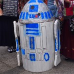 Student dressed as R2 D2