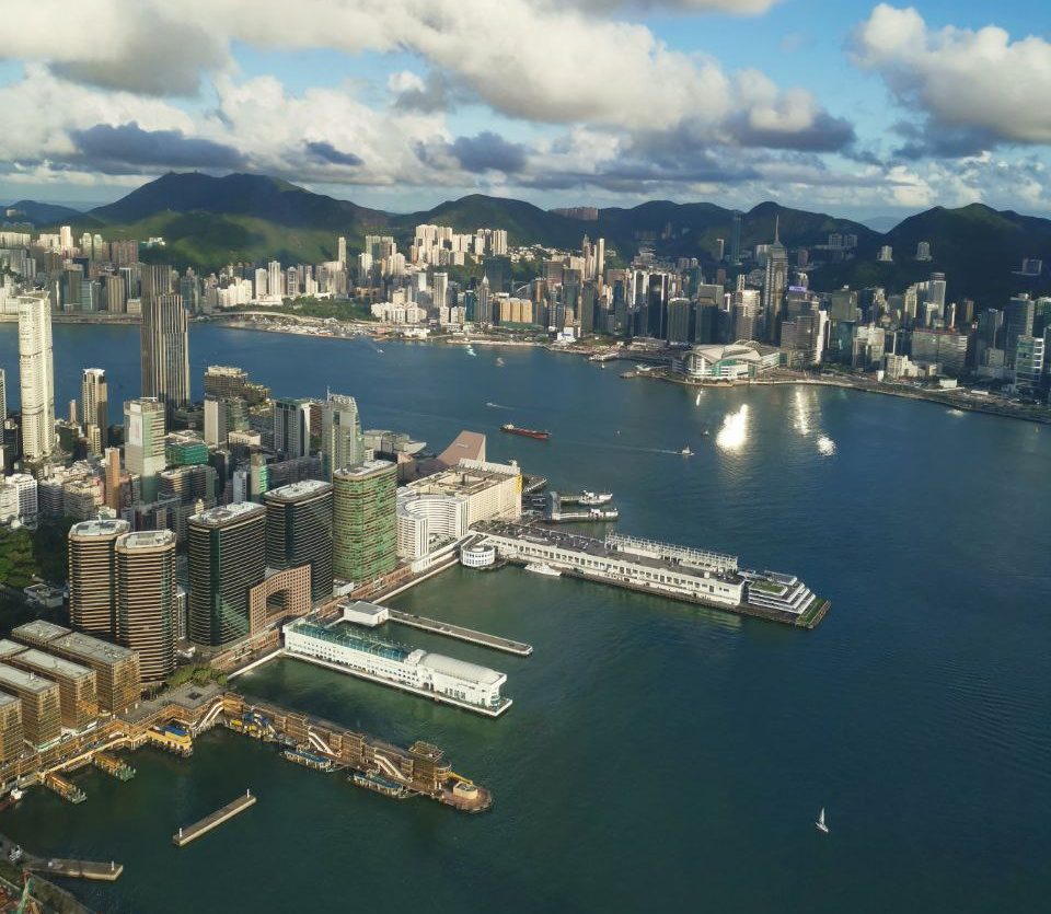 Differences between Australia and Hong Kong Explore